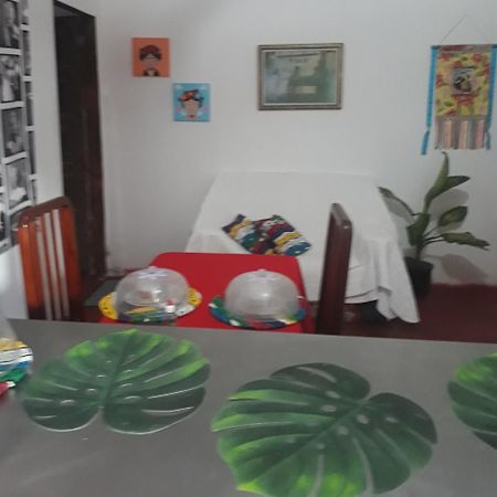 Perto Do Aeroporto De Salvador - Dona Pitanga Hostel Lauro de Freitas Buitenkant foto