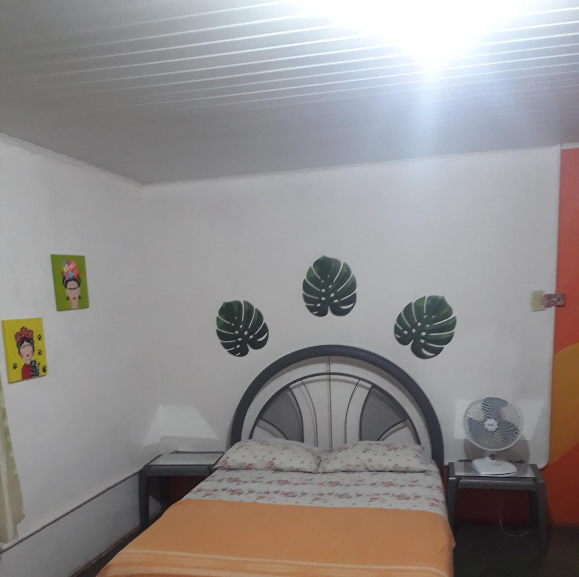 Perto Do Aeroporto De Salvador - Dona Pitanga Hostel Lauro de Freitas Buitenkant foto